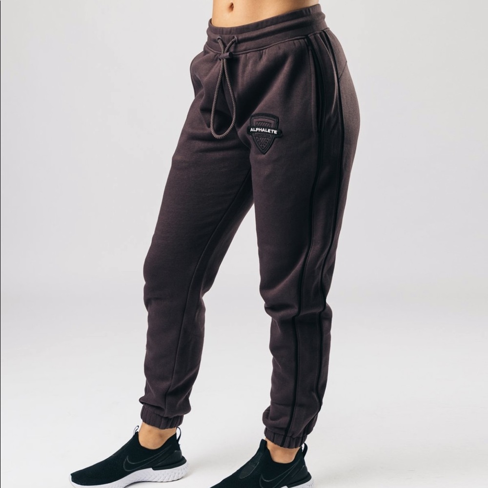 Alphalete varsity jogggers